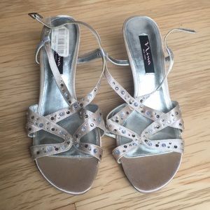 NWT Nina satin sparkle 9.5 heels shoes new